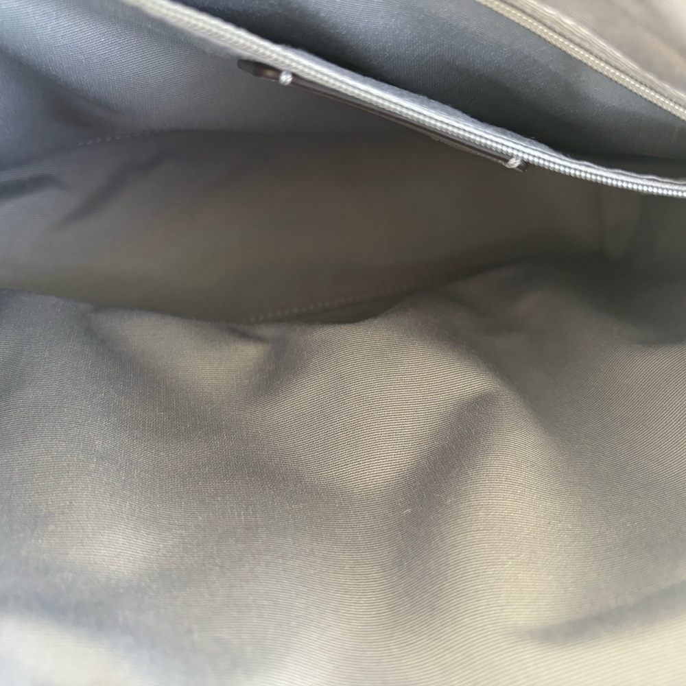 Coach Pebble Leather Gray Handbag with Subtle Animal Print handle detail. NWOT. - Picture 6 of 6